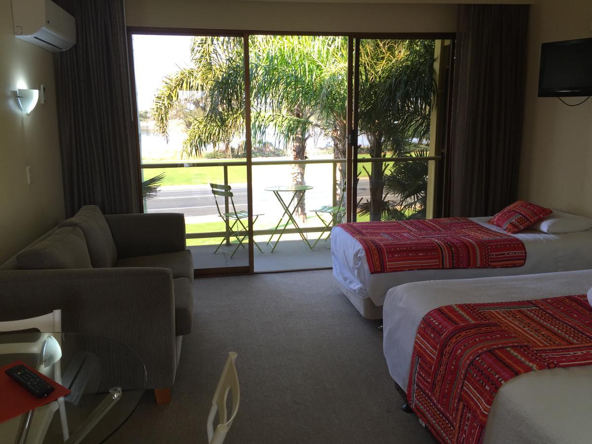 ليكس إنترانس Abel Tasman Waterfront Motel المظهر الخارجي الصورة