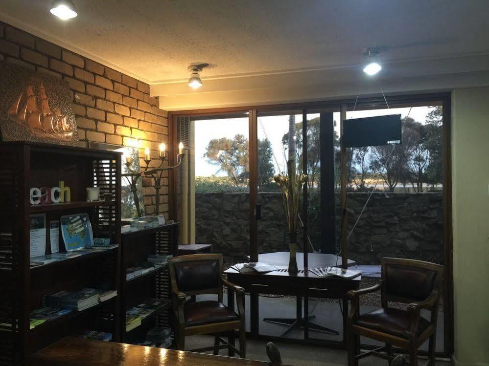 ليكس إنترانس Abel Tasman Waterfront Motel المظهر الخارجي الصورة